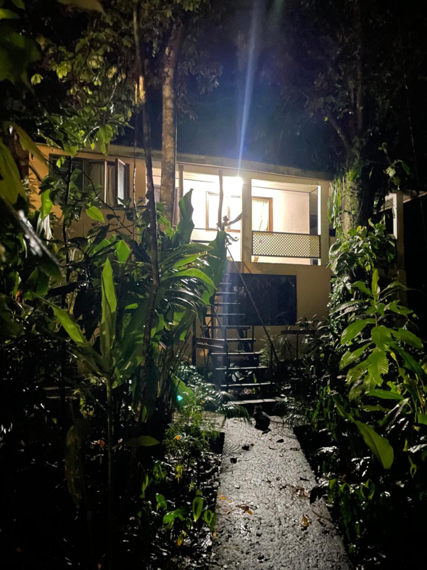 Casa Jaguar Tortuguero Villa Bagian luar foto